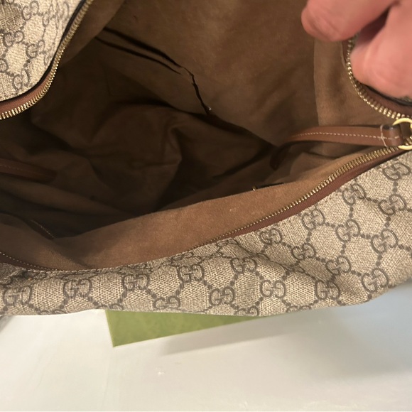 Used Gucci purse - Picture 4 of 5